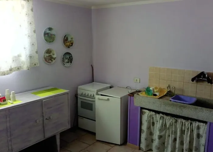 La Violetta Nocleg ze śniadaniem 3*